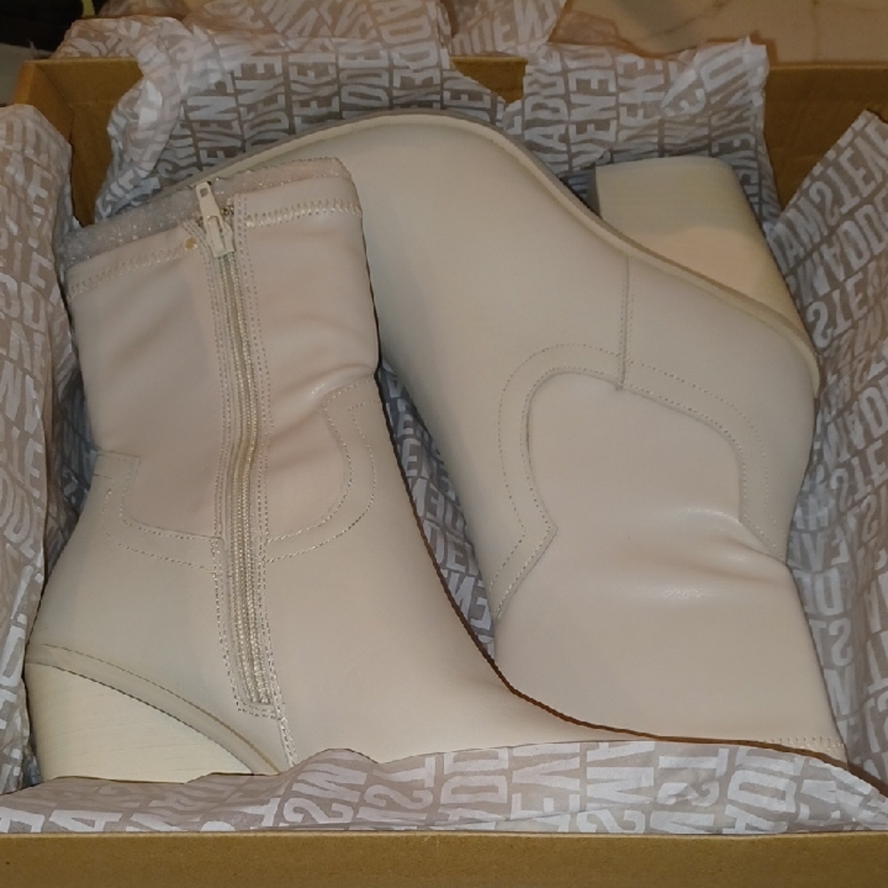 Steve Madden THORNE BONE WOMEN'S ANKLE BOOTS NIB